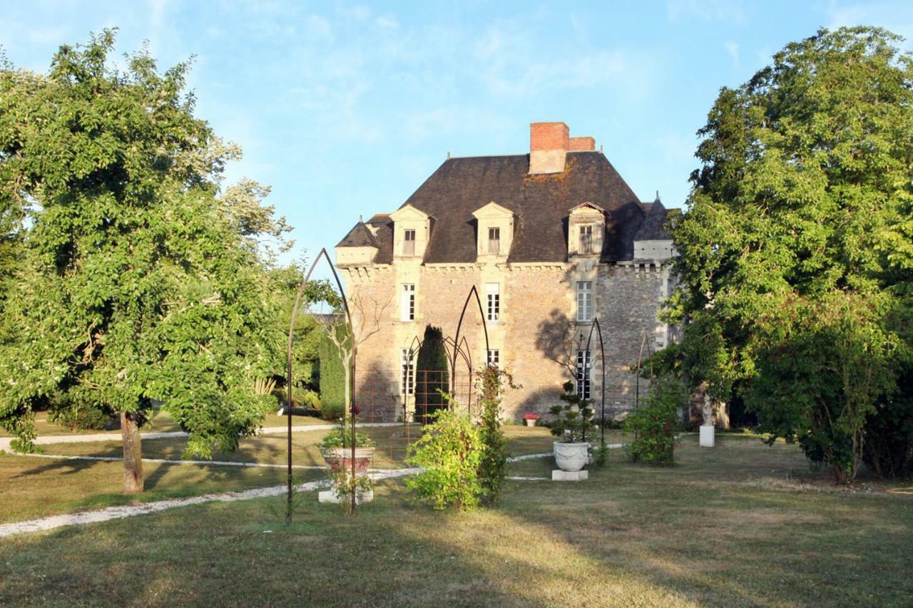 Saint-Aubin-de-Luigné Chateau De La Fresnaye B&B 외부 사진